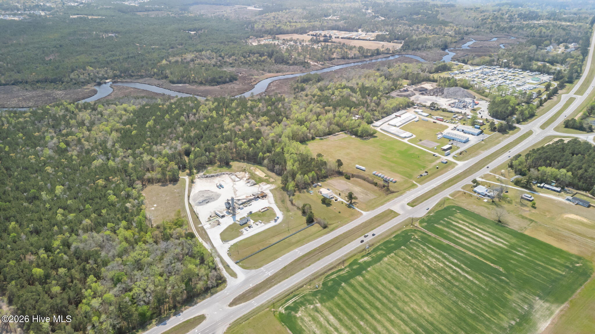 4160 Freedom Way Hubert, NC 28539 - Photo 17 of 27 17-web-or-mls-DJI_20260402141430_0792_D
