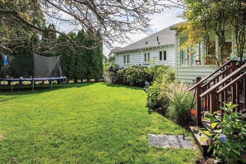107 Mary Ellen Road Newton, MA 02468 - Photo 16 of 18 Gallery Image 16