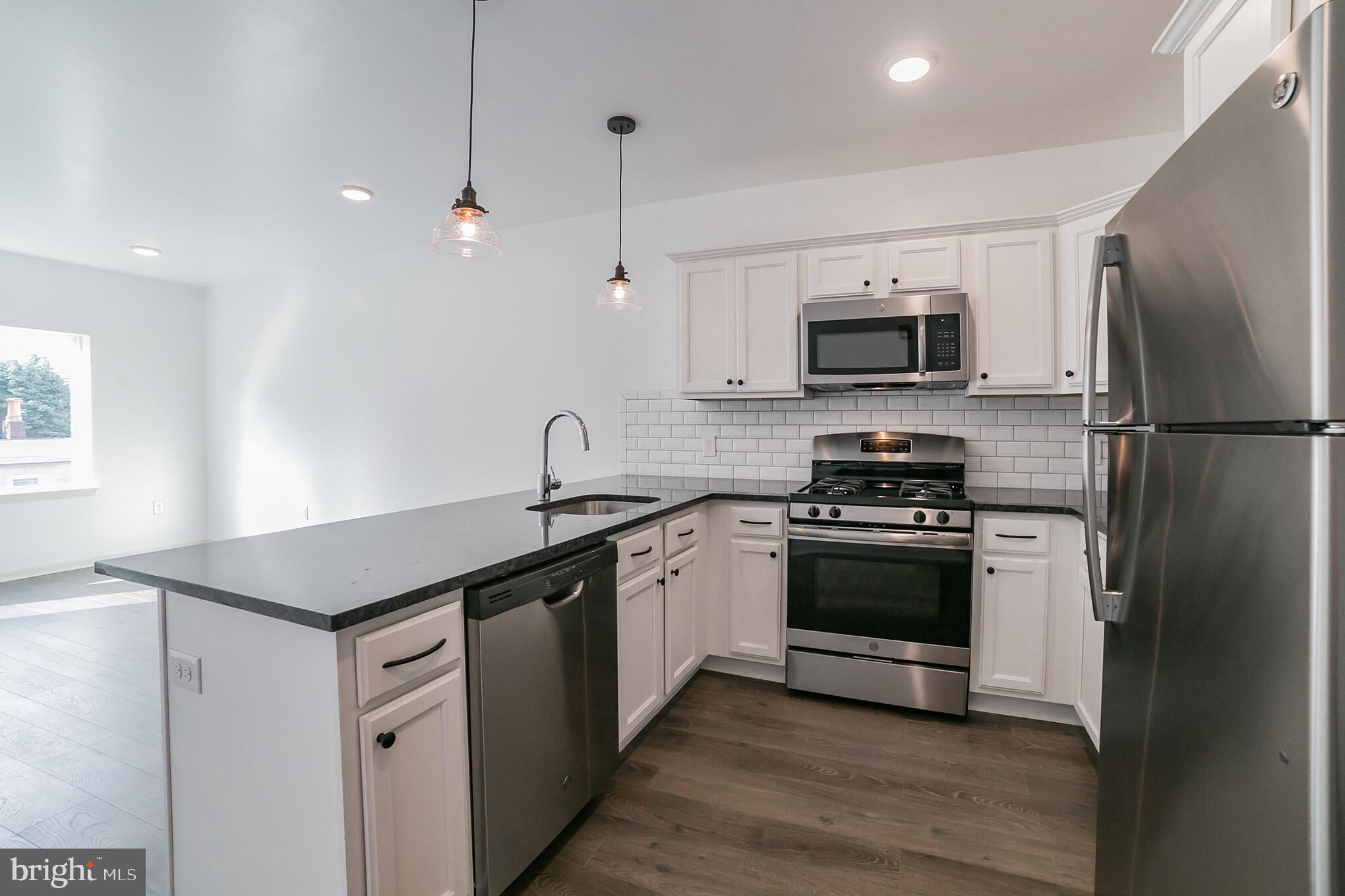 6615 Ridge Avenue, Unit 103 Philadelphia, PA 19128 - Photo 2 of 7 Gallery Image 2