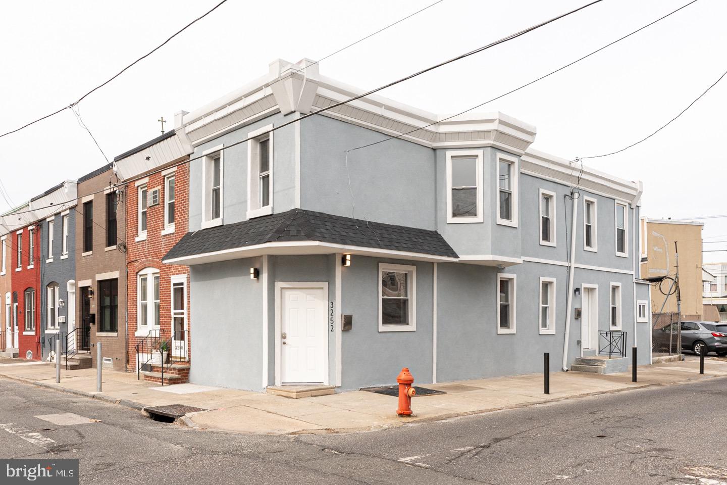 3252 Miller Street Philadelphia, PA 19134 - Photo 1 of 35
