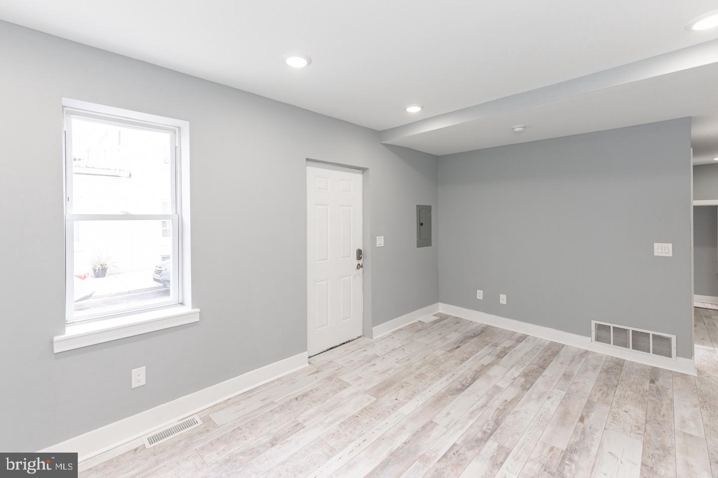 3252 Miller Street Philadelphia, PA 19134 - Photo 19 of 35