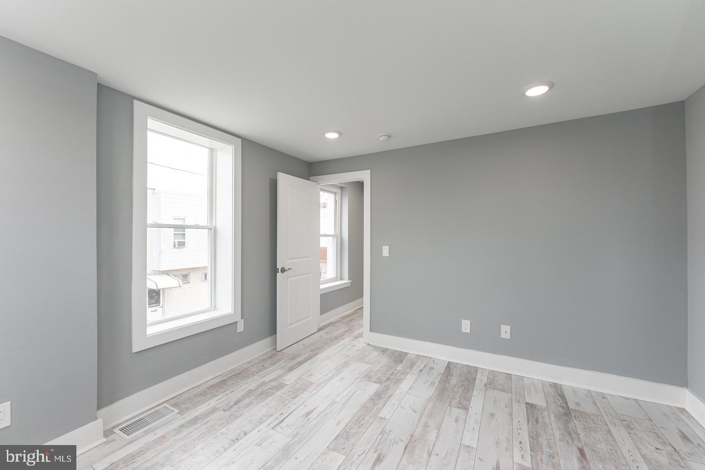 3252 Miller Street Philadelphia, PA 19134 - Photo 27 of 35
