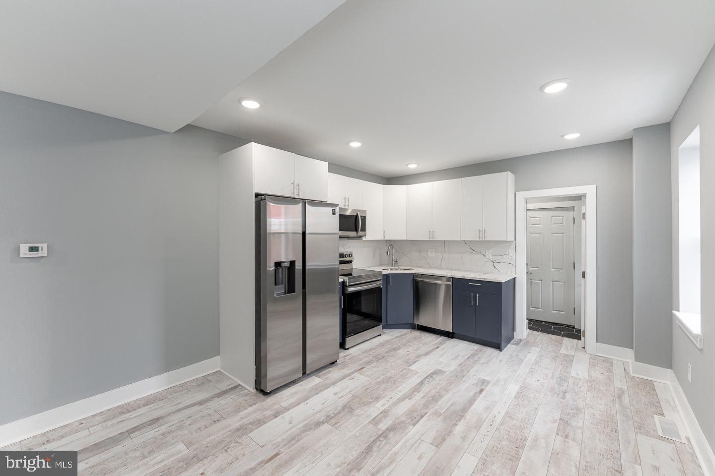 3252 Miller Street Philadelphia, PA 19134 - Photo 4 of 35