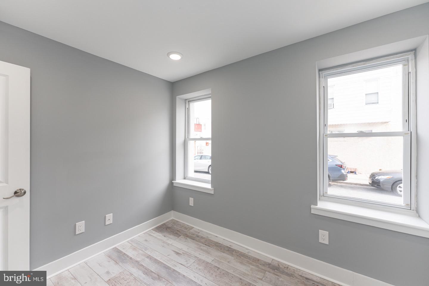 3252 Miller Street Philadelphia, PA 19134 - Photo 7 of 35