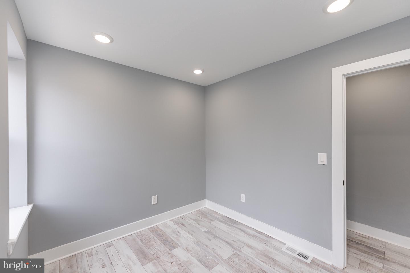 3252 Miller Street Philadelphia, PA 19134 - Photo 9 of 35