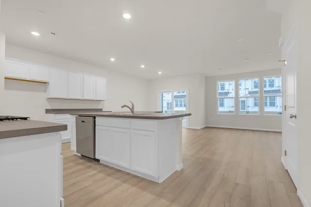 $3,250 | 5913 Hawkweed Drive, Plainfield, IL 60585