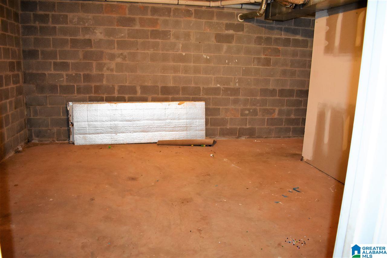2005 Amanda Lane Birmingham, AL 35235 - Photo 21 of 31
