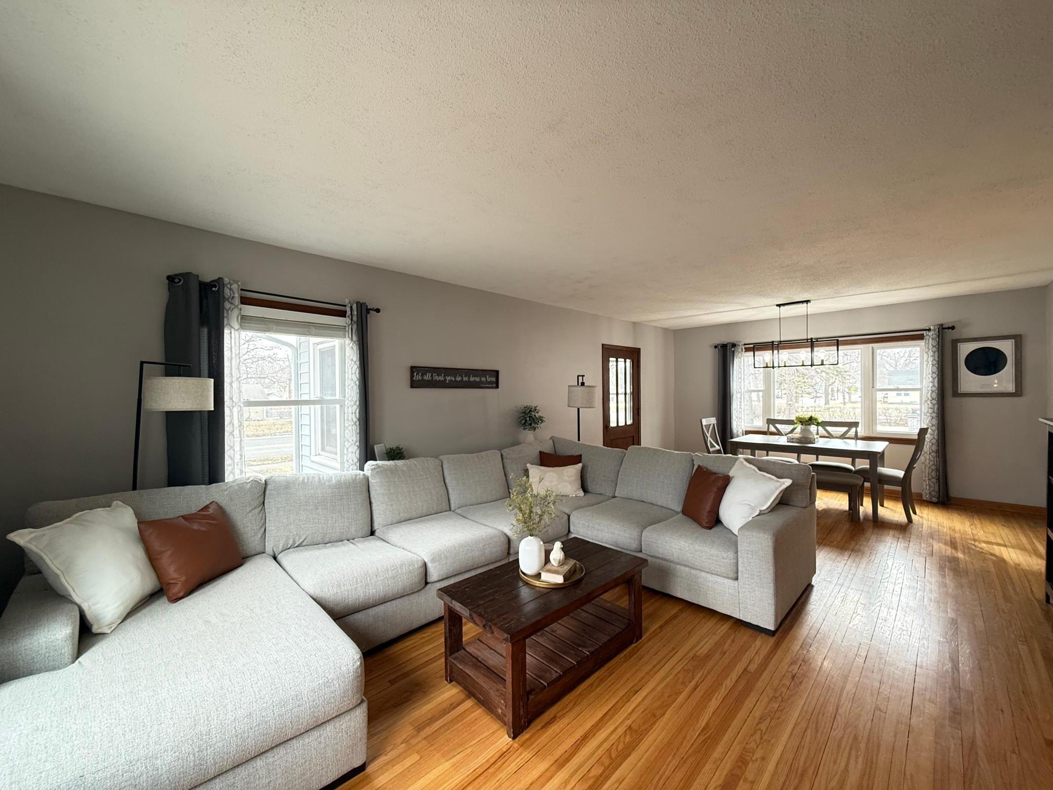 616 Lynn Road Southwest Hutchinson, MN 55350 - Photo 3 of 31