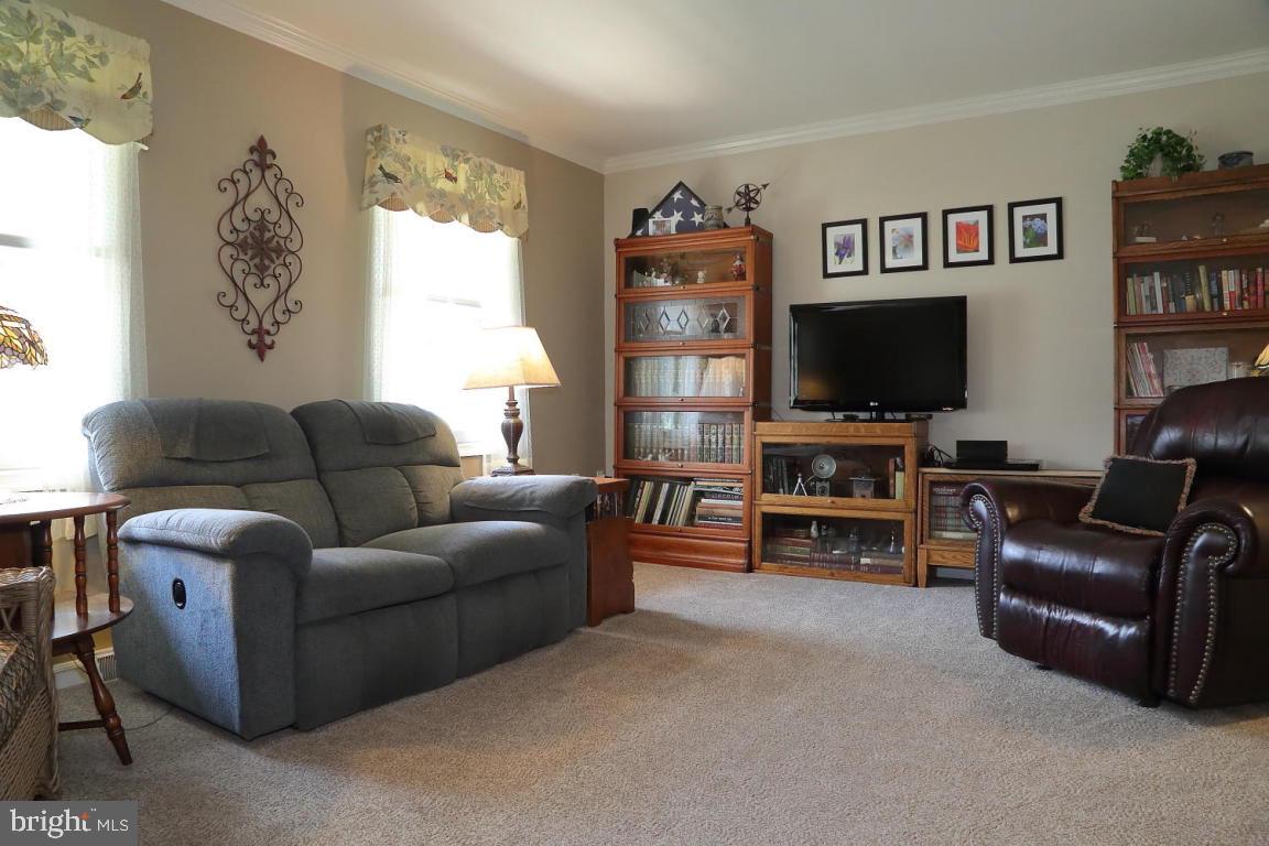 62 Winding Way Lititz, PA 17543 - Photo 2 of 22