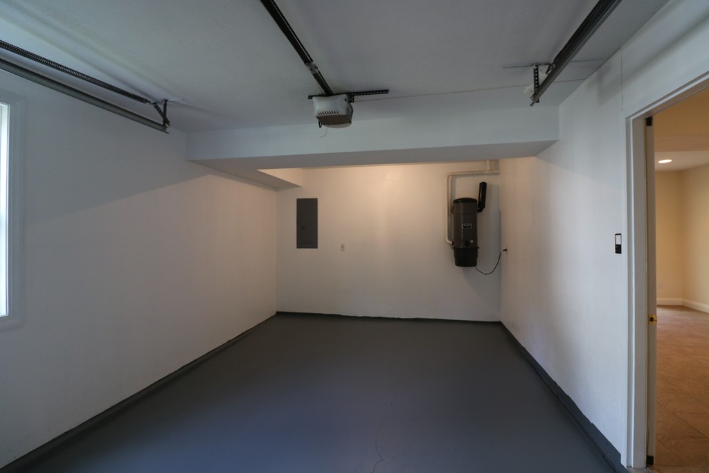 68 Brookfield Road, Unit 202 Charlton, MA 01507 - Photo 11 of 13 a view of small space