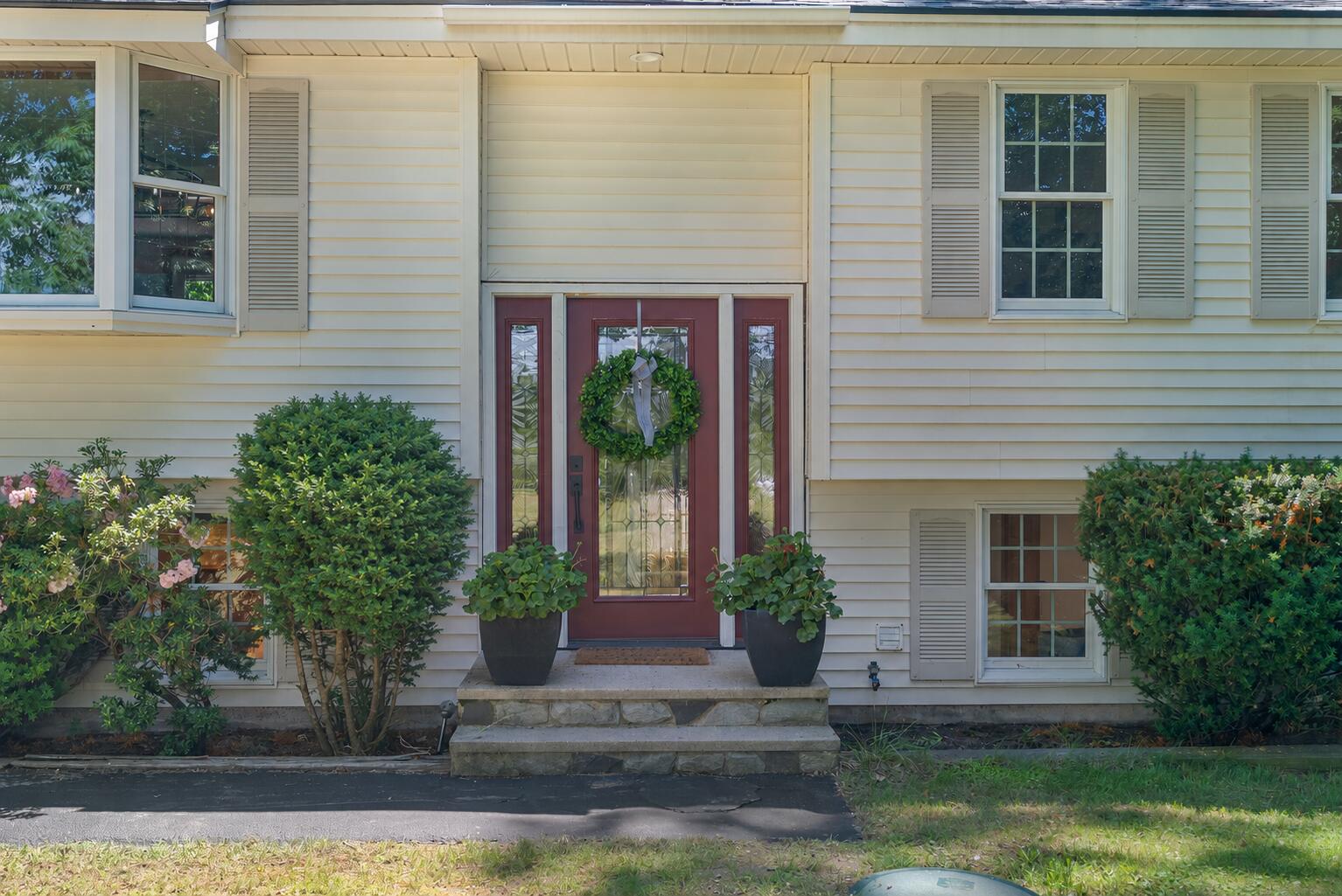 836 Old Post Road Arundel, ME 04046 - Photo 48 of 53 Front Entry