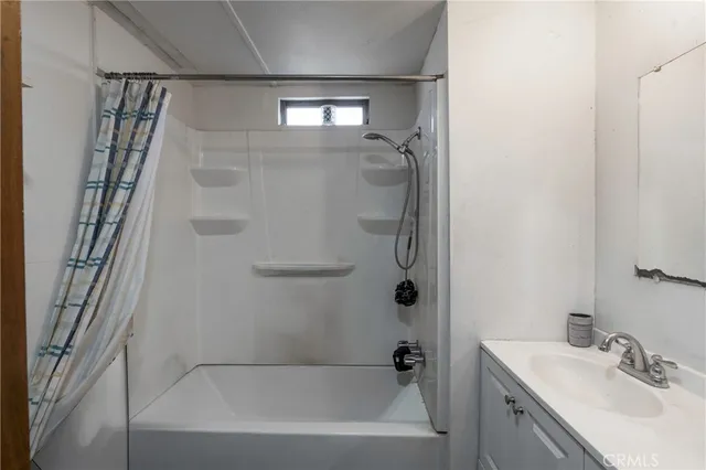 $179,999 | 18340 Walnut Avenue, Lake Elsinore, CA 92532