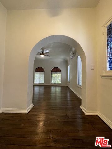 a view of livingroom with hardwood floor