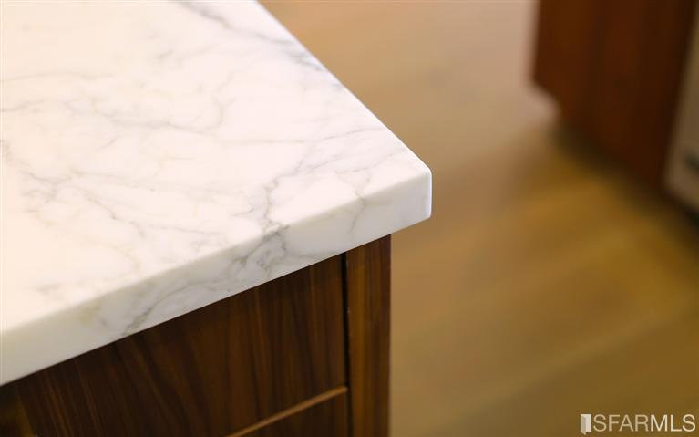 463 Eureka Street San Francisco, CA 94114 - Photo 3 of 20