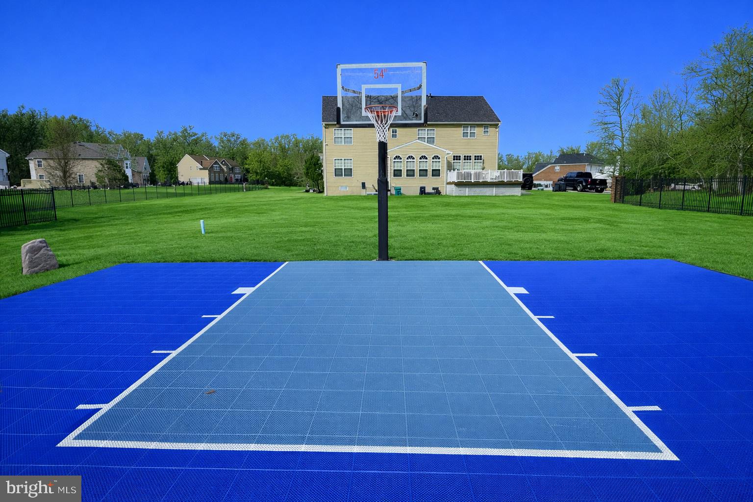 14204 Highlands Terrace Accokeek, MD 20607 - Photo 2 of 4 a view of a tennis court