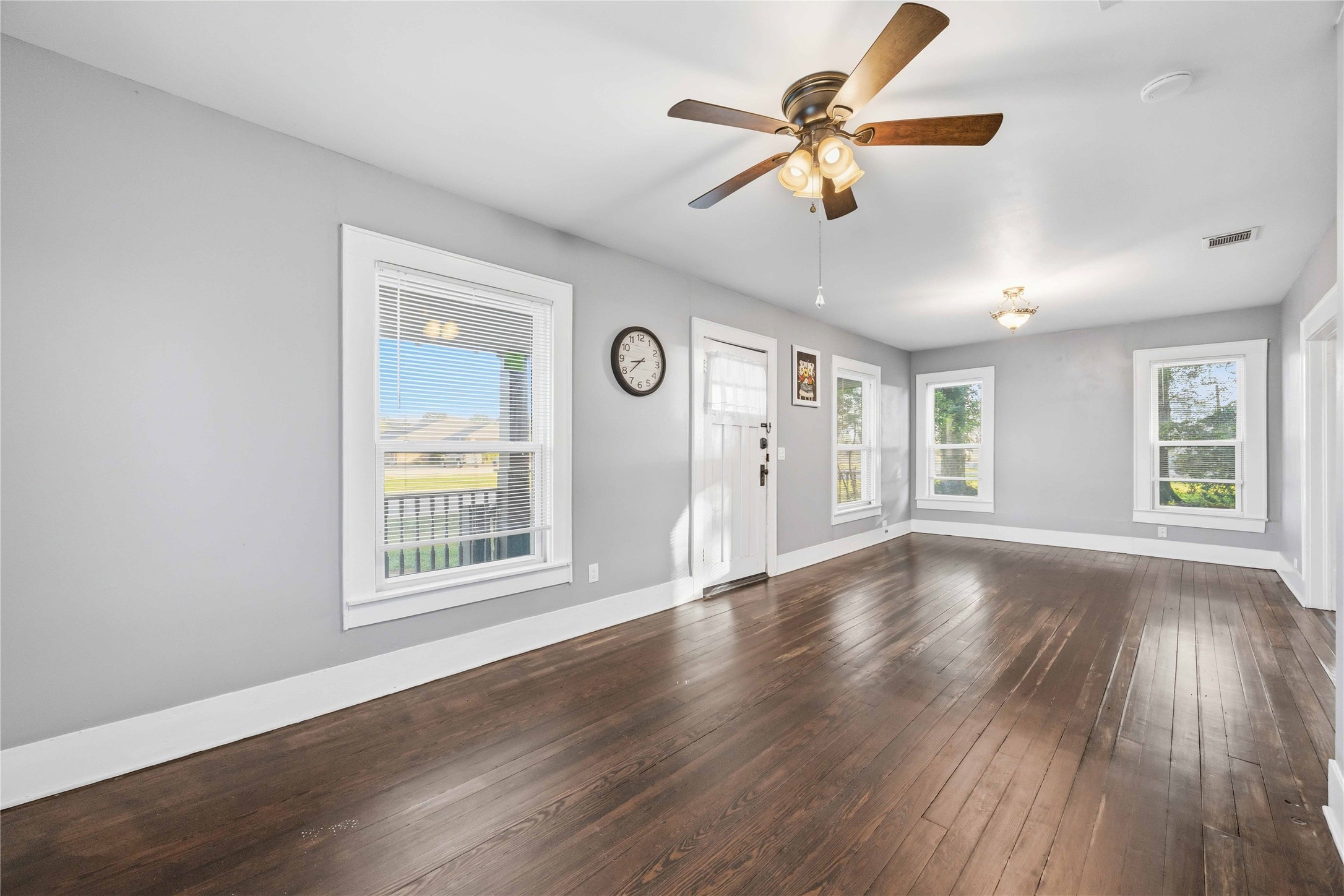 3003 School Street Needville, TX 77461 - Photo 5 of 24