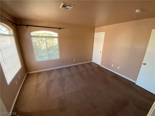 $1,700 | 3950 Starfield Lane, Las Vegas, NV 89147