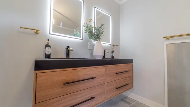 $259,900 | 1908 Central Drive, Gary, IN 46407