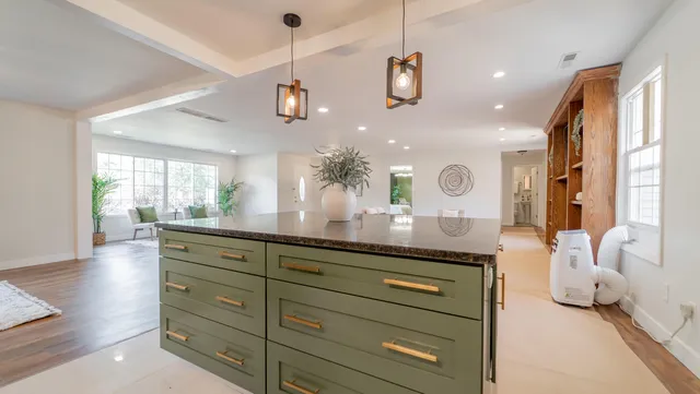 $259,900 | 1908 Central Drive, Gary, IN 46407