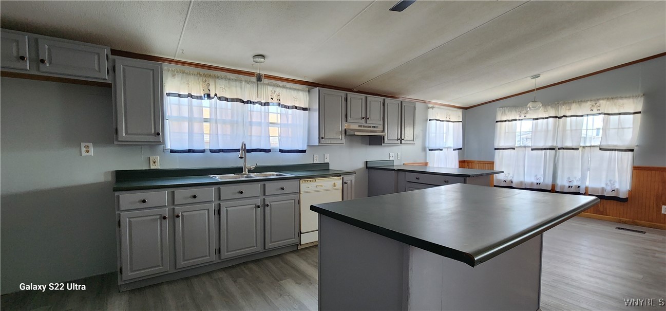 1334 Willowbrook Drive Lockport Town, NY 14094 - Photo 18 of 41