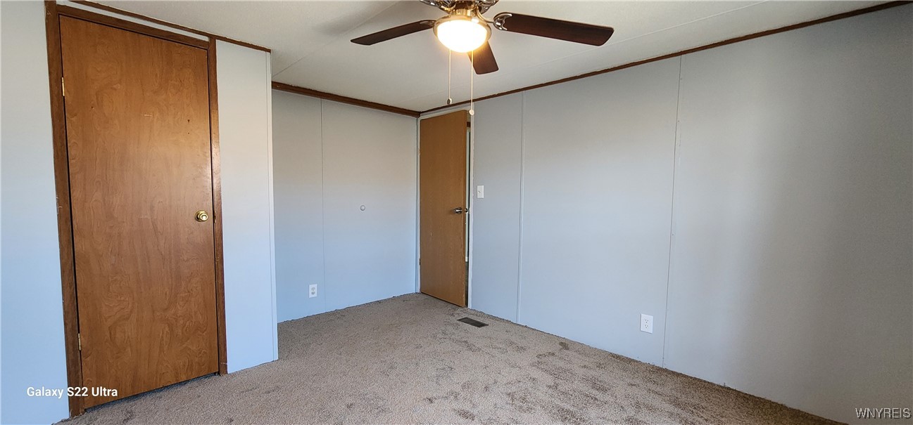 1334 Willowbrook Drive Lockport Town, NY 14094 - Photo 23 of 41