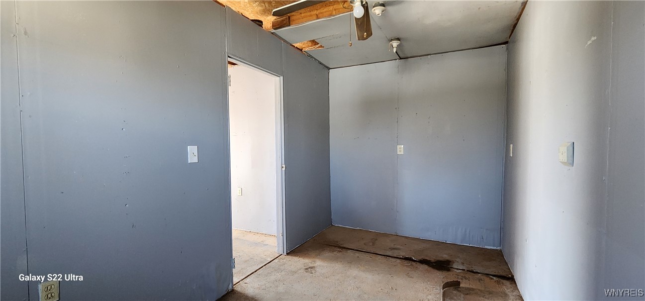 1334 Willowbrook Drive Lockport Town, NY 14094 - Photo 39 of 41