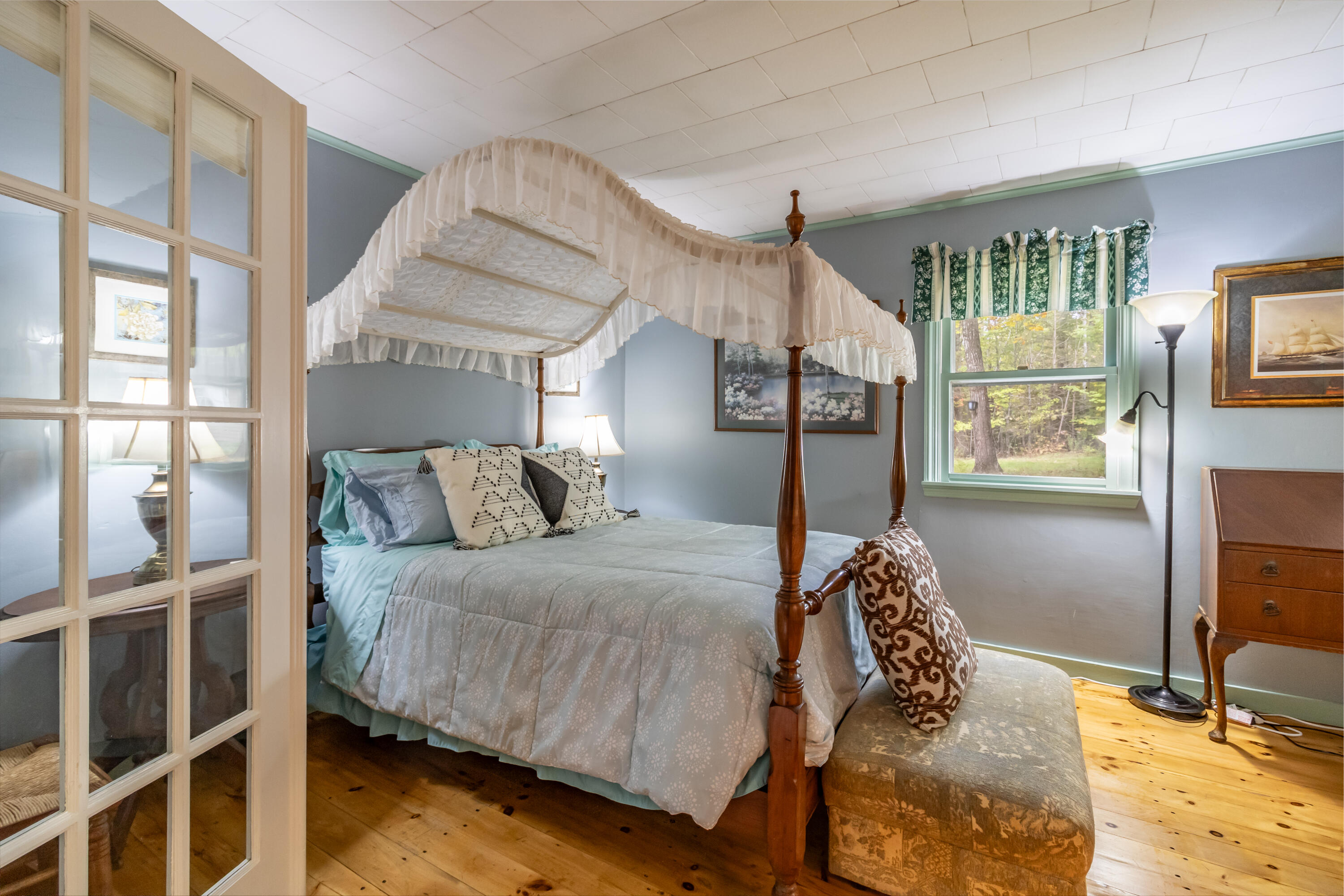 46 Sunny Point Road Swanville, ME 04915 - Photo 20 of 63 46 Sunny Point Road Interiors