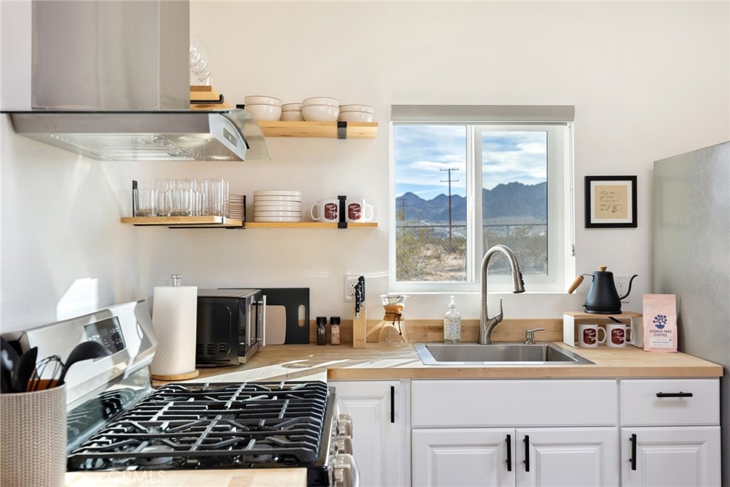 5737 Mojave Ranch Road Joshua Tree, CA 92252 - Photo 10 of 47