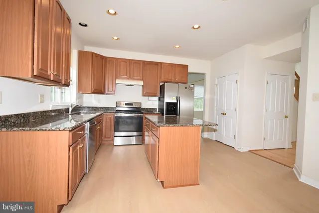 $3,800 | 8223 Edge Hill Lane, Ellicott City, MD 21043