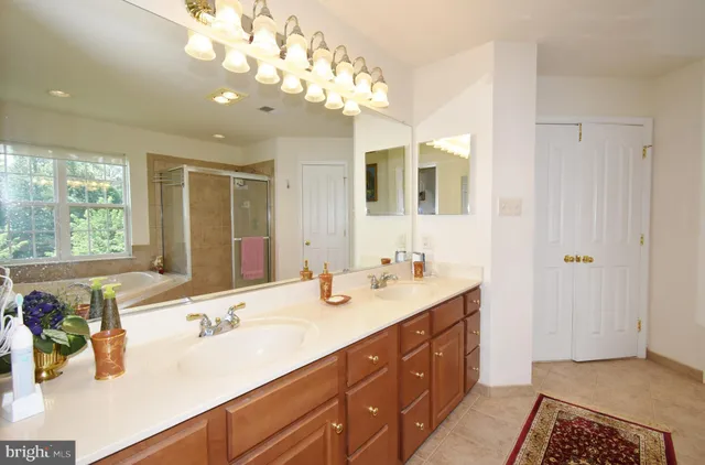 $3,800 | 8223 Edge Hill Lane, Ellicott City, MD 21043