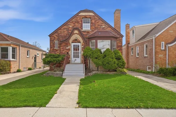 $325,000 | 7339 North Osceola Avenue, Chicago, IL 60631