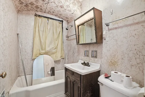 $325,000 | 7339 North Osceola Avenue, Chicago, IL 60631