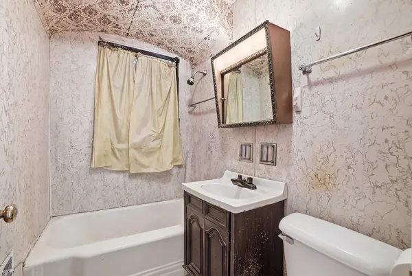 $325,000 | 7339 North Osceola Avenue, Chicago, IL 60631
