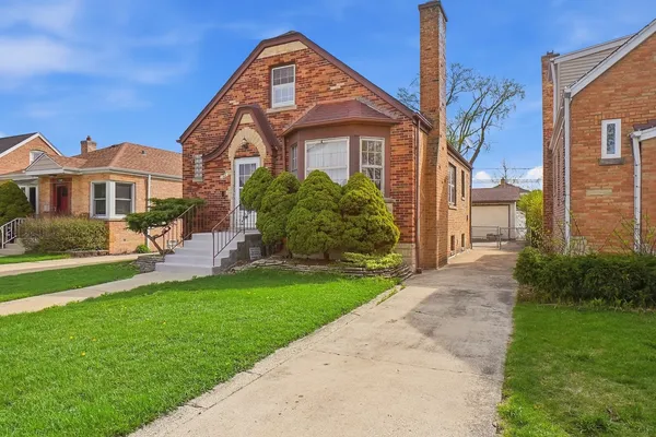 $325,000 | 7339 North Osceola Avenue, Chicago, IL 60631