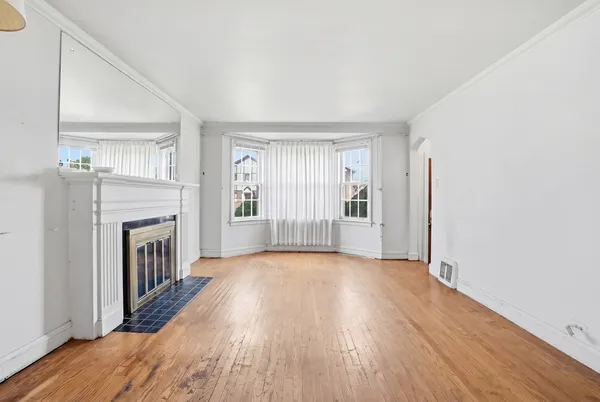 $325,000 | 7339 North Osceola Avenue, Chicago, IL 60631