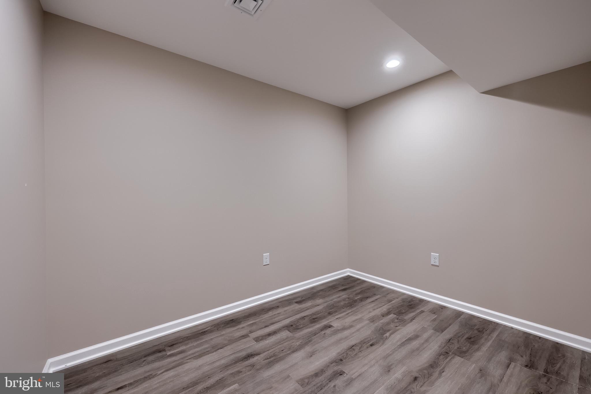 95 Hunters Chase Etters, PA 17319 - Photo 11 of 73 a view of room with wooden floor