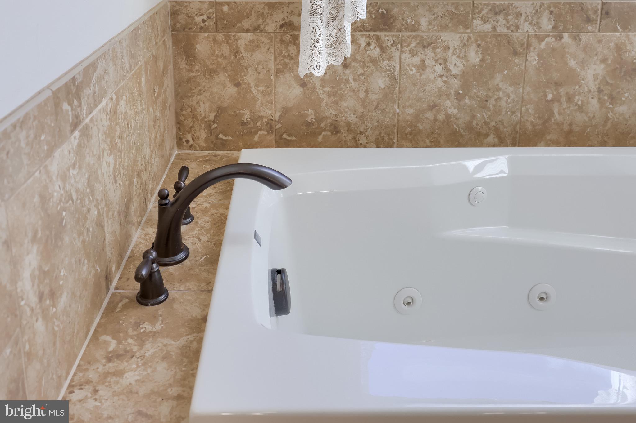 95 Hunters Chase Etters, PA 17319 - Photo 34 of 73 a bathroom with a shower