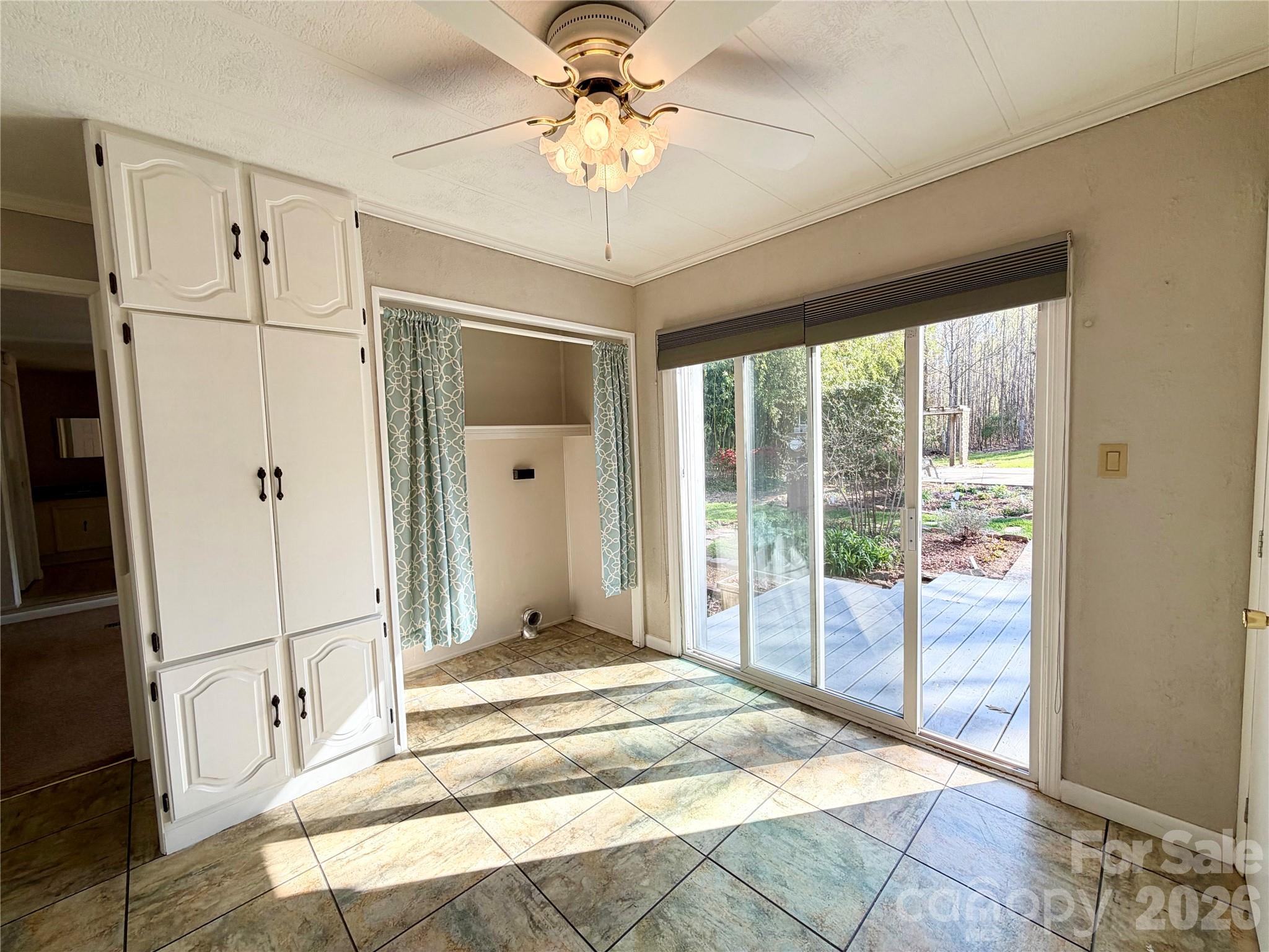 1270 Lilly Drive Clover, SC 29710 - Photo 14 of 36