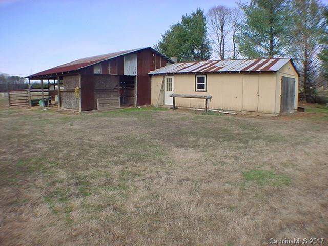 2975 Rome Anthony Road, Unit 2 Yadkinville, NC 27055 - Photo 7 of 13 Gallery Image 7