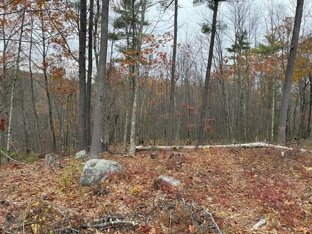 $230,000 | 207-002 Washington Street, Barrington, NH 03825