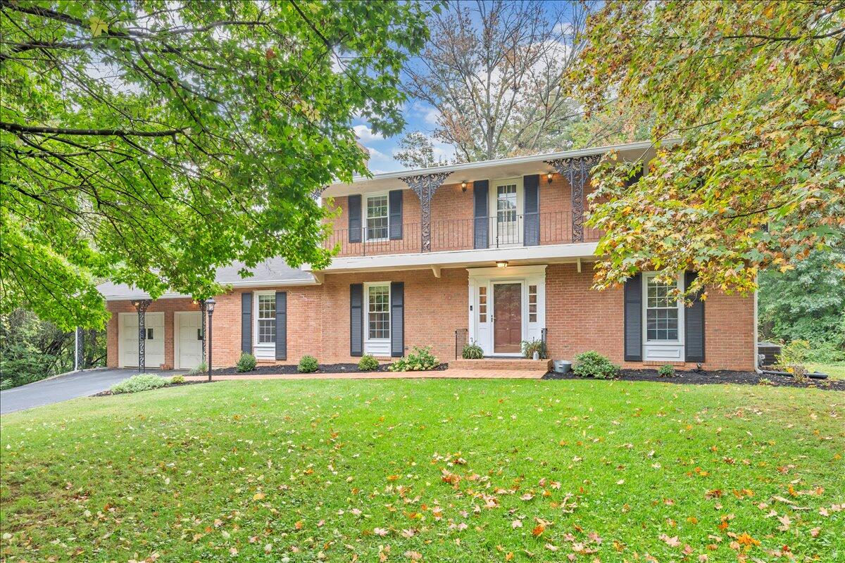 1926 Hope Road Southwest Roanoke, VA 24018 - Photo 3 of 71 03-MIB06882