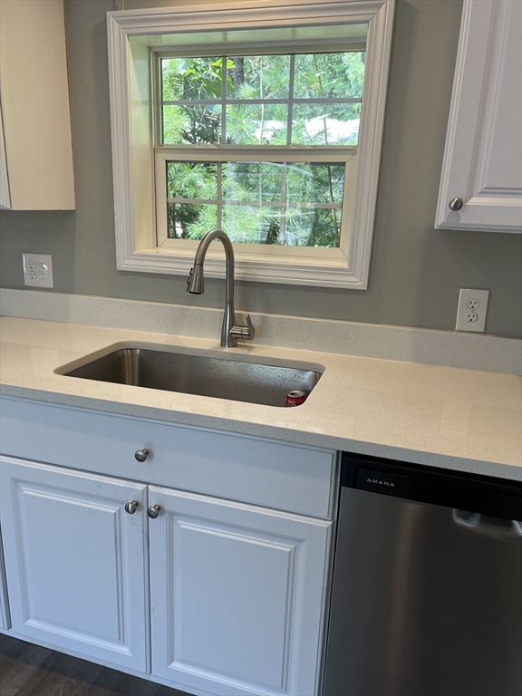 10 David Road Carver, MA 02330 - Photo 5 of 18 Gallery Image 5