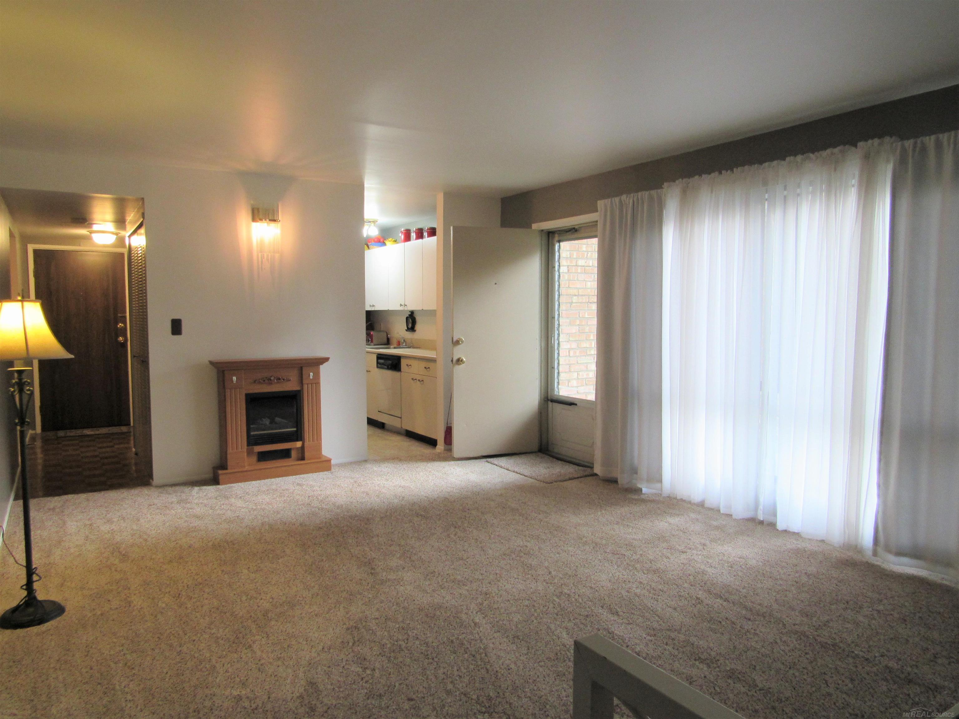 28422 West 8 Mile Road, Unit A9 Farmington Hills, MI 48336 - Photo 5 of 16