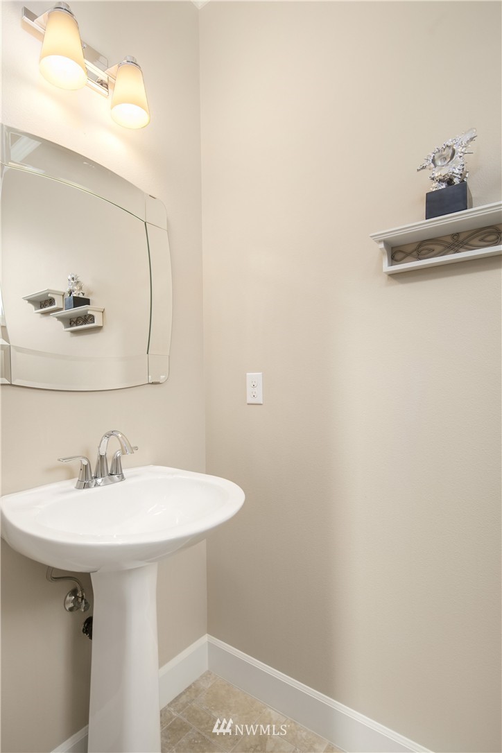 19514 94th Avenue Northeast, Unit 47 Bothell, WA 98011 - Photo 11 of 25