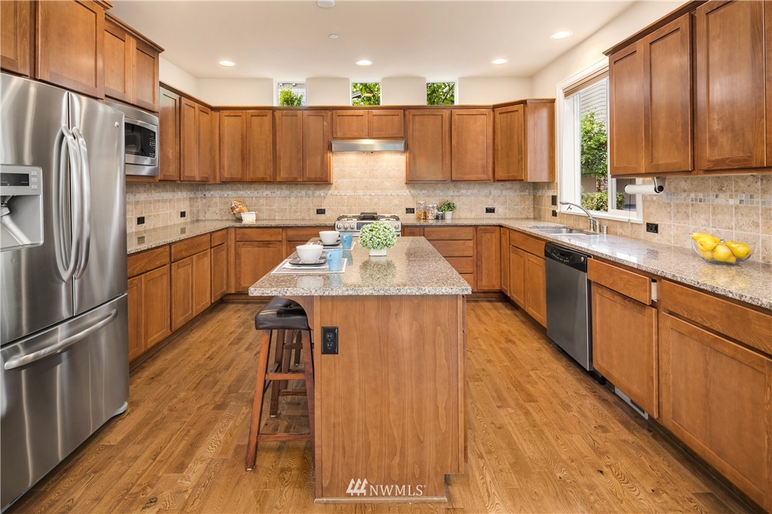 19514 94th Avenue Northeast, Unit 47 Bothell, WA 98011 - Photo 8 of 25