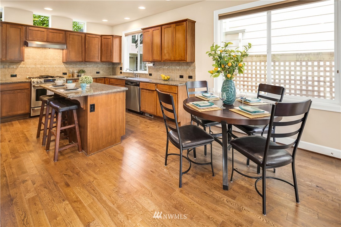 19514 94th Avenue Northeast, Unit 47 Bothell, WA 98011 - Photo 9 of 25