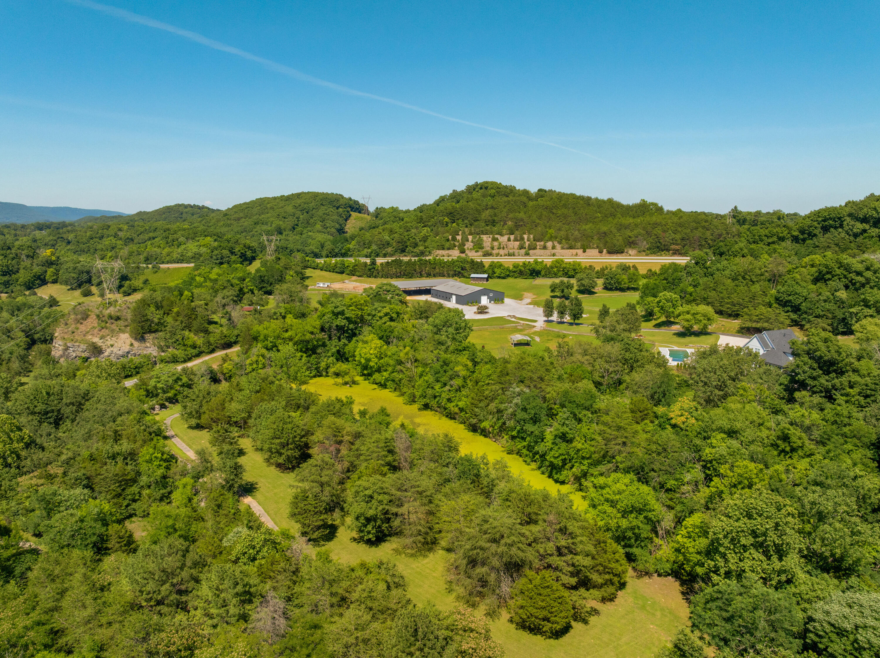 527 Reads Lake Road Chattanooga, TN 37415 - Photo 79 of 100 33 - 527 Reads Lake - Drone