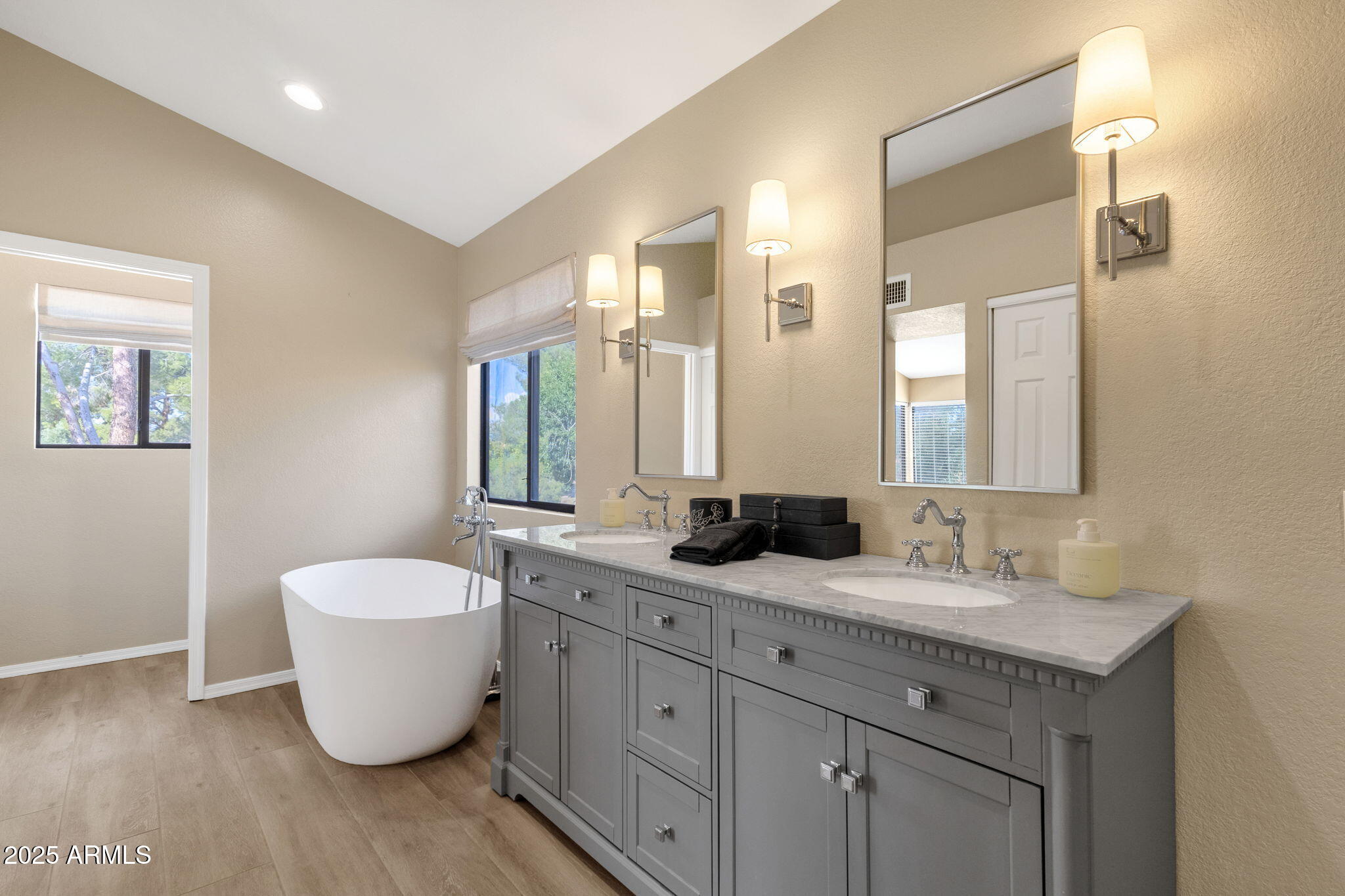 62 East Ranch Road Tempe, AZ 85284 - Photo 42 of 56 Primary bathroom