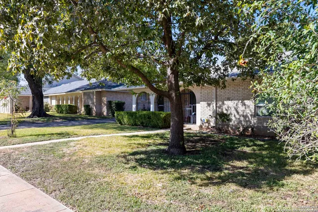 $334,999 | 11827 Persuasion Drive, San Antonio, TX 78216