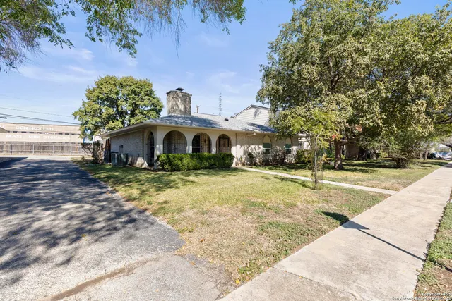 $334,999 | 11827 Persuasion Drive, San Antonio, TX 78216